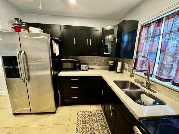 $1,700 | 5300 Washington Street, Unit H236, Hollywood, FL 33021