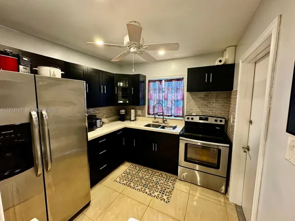 $1,700 | 5300 Washington Street, Unit H236, Hollywood, FL 33021