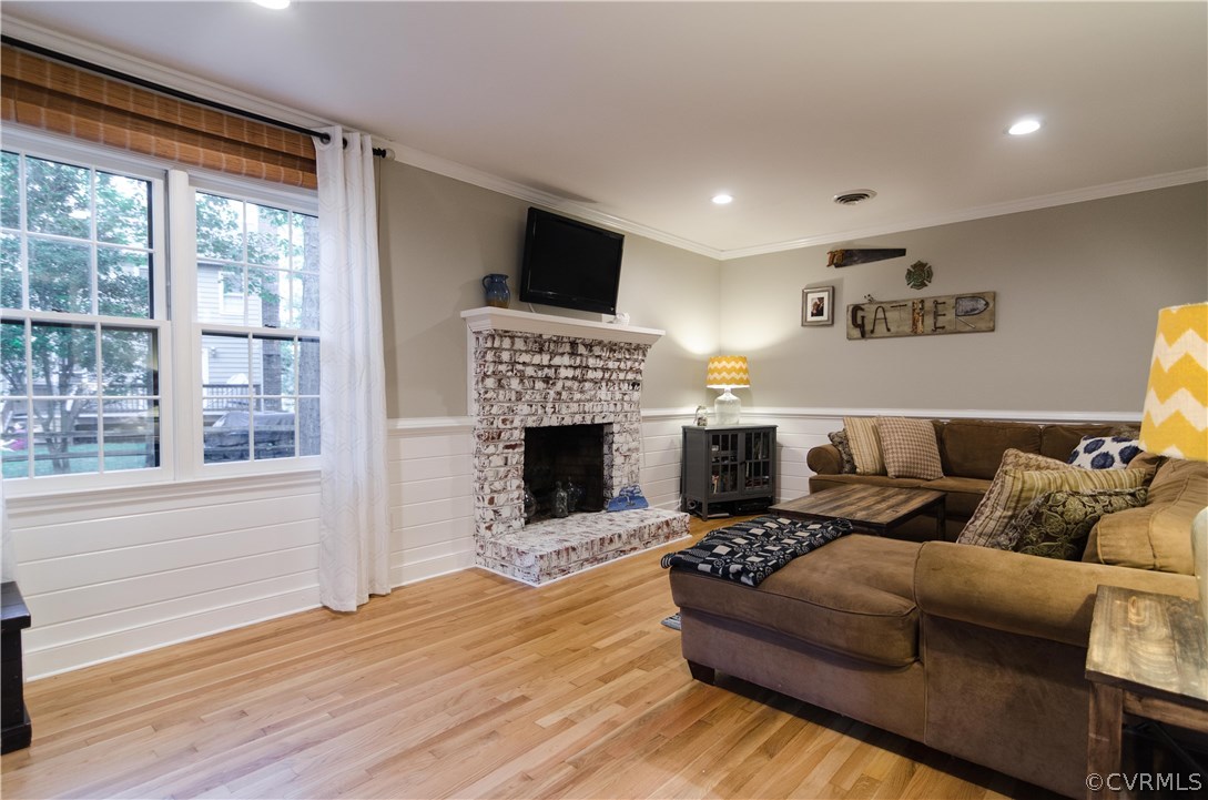 3207 Fox Chase Road Midlothian, VA 23112 - Photo 11 of 21 a living room with furniture and a fireplace