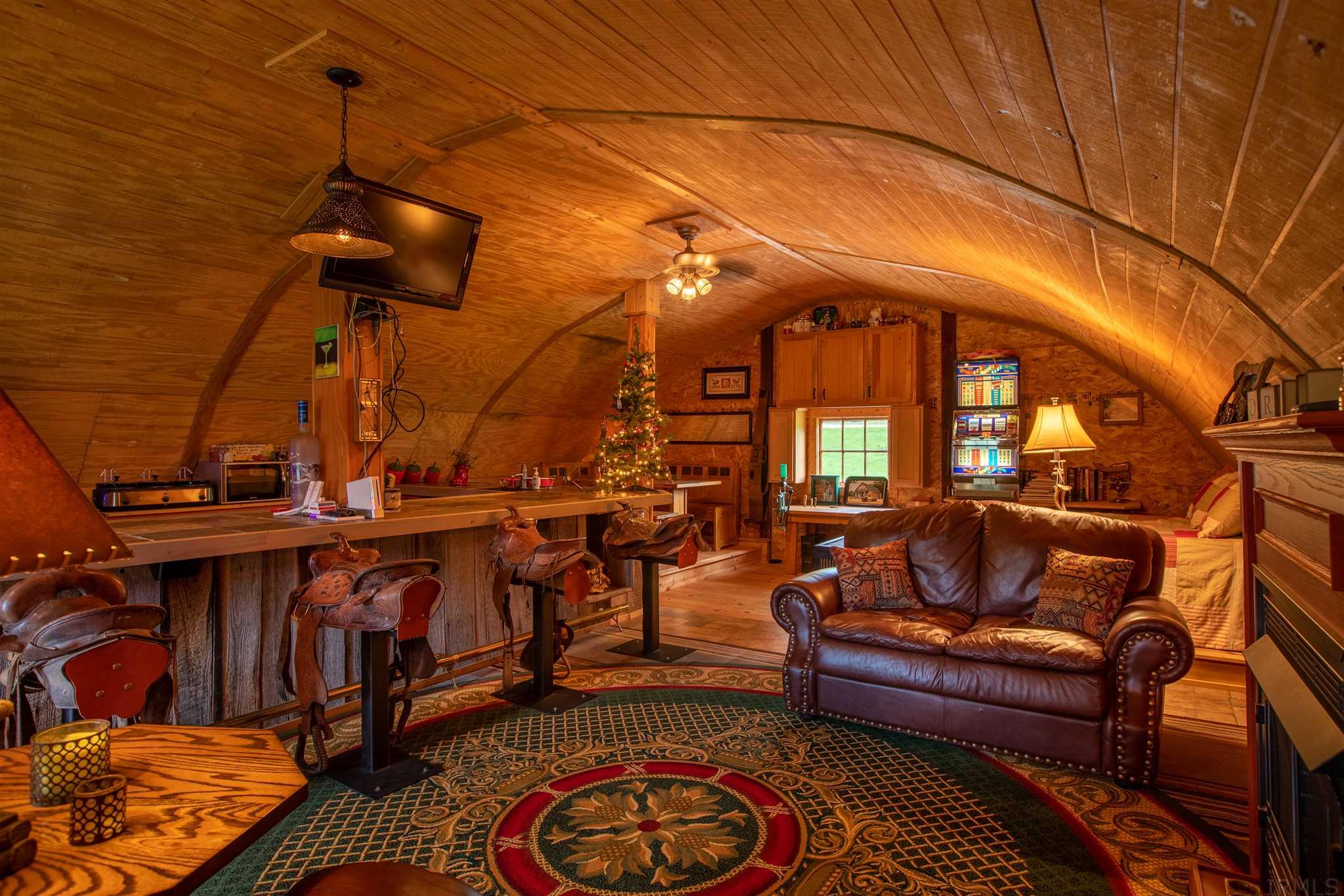 6472 Powell Valley Road Shoals, IN 47581 - Photo 27 of 34