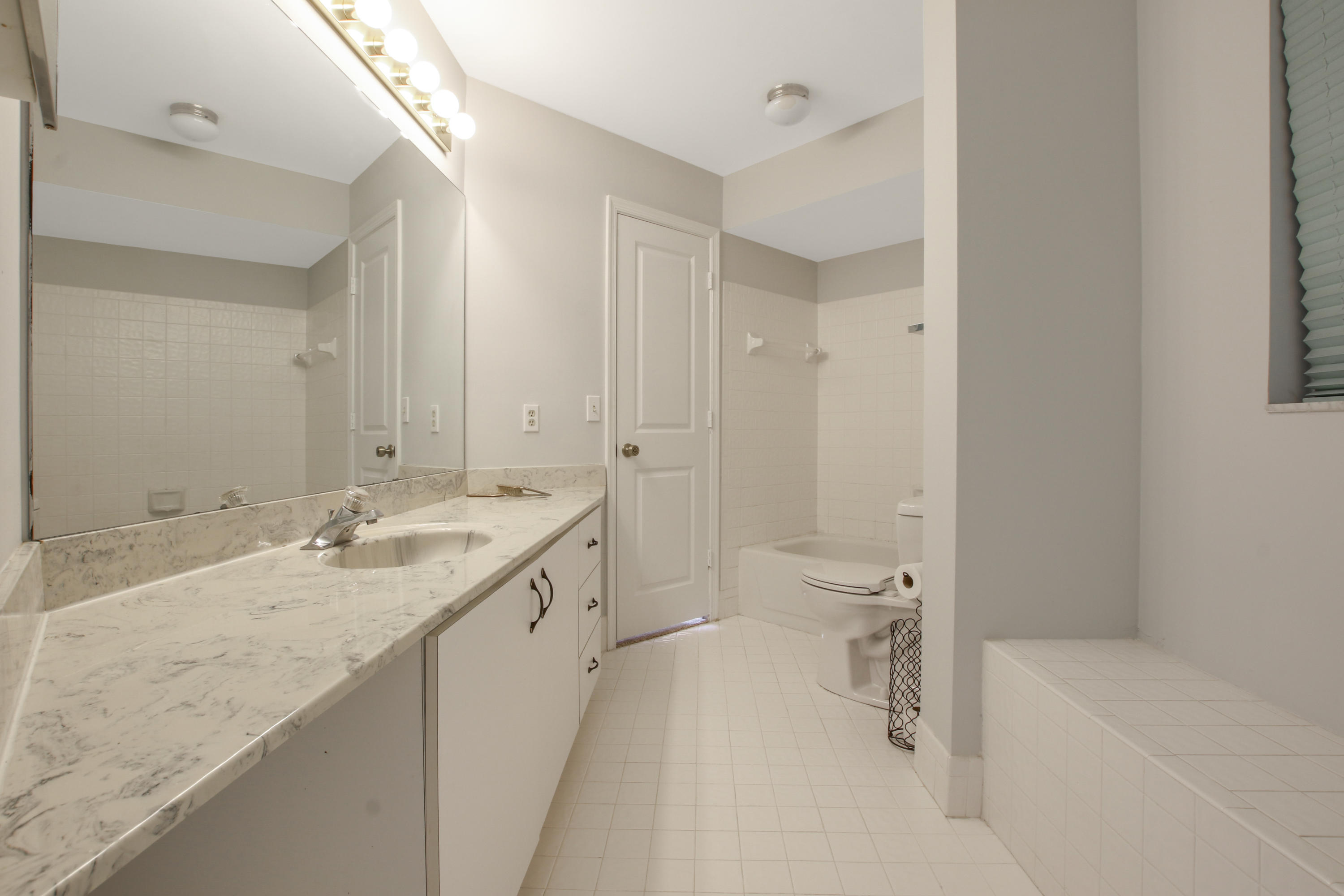 20844 Boca Ridge Drive North Boca Raton, FL 33428 - Photo 16 of 23 Master bath