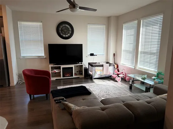 $2,300 | 2001 Juniper Pass Way, Mesquite, TX 75149