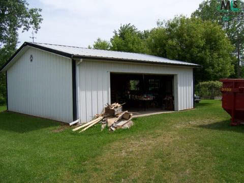 20621 Pratt Road Armada, MI 48005 - Photo 3 of 7 327997-2.JPG
