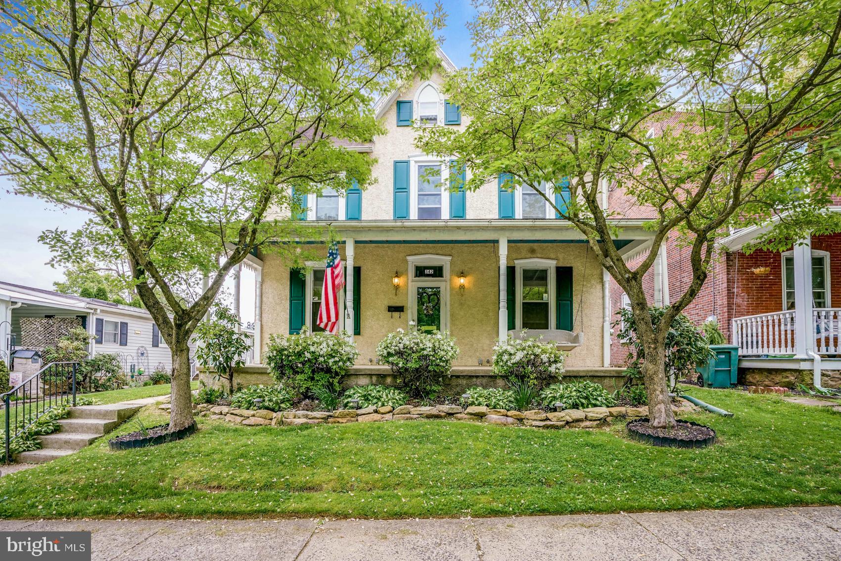 342 Arch Street Spring City, PA 19475 - Photo 1 of 33