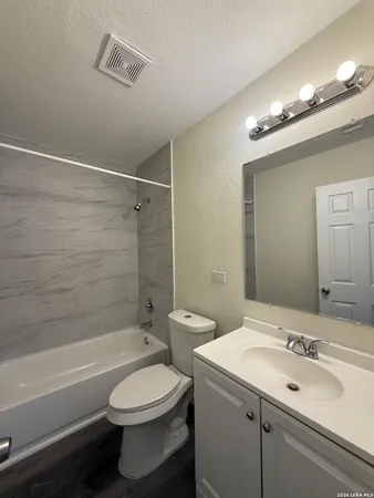 $1,350 | 3103 Neptune Street, San Antonio, TX 78226