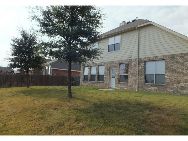 a house that has a backyard