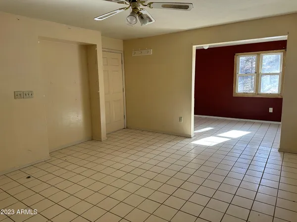 $1,030,000 | 300 East White Mountain Boulevard, Lakeside, AZ 85929