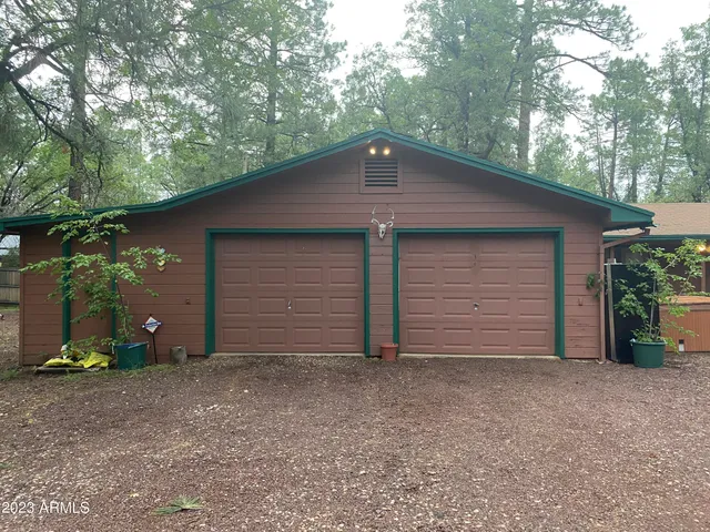 $1,030,000 | 300 East White Mountain Boulevard, Lakeside, AZ 85929