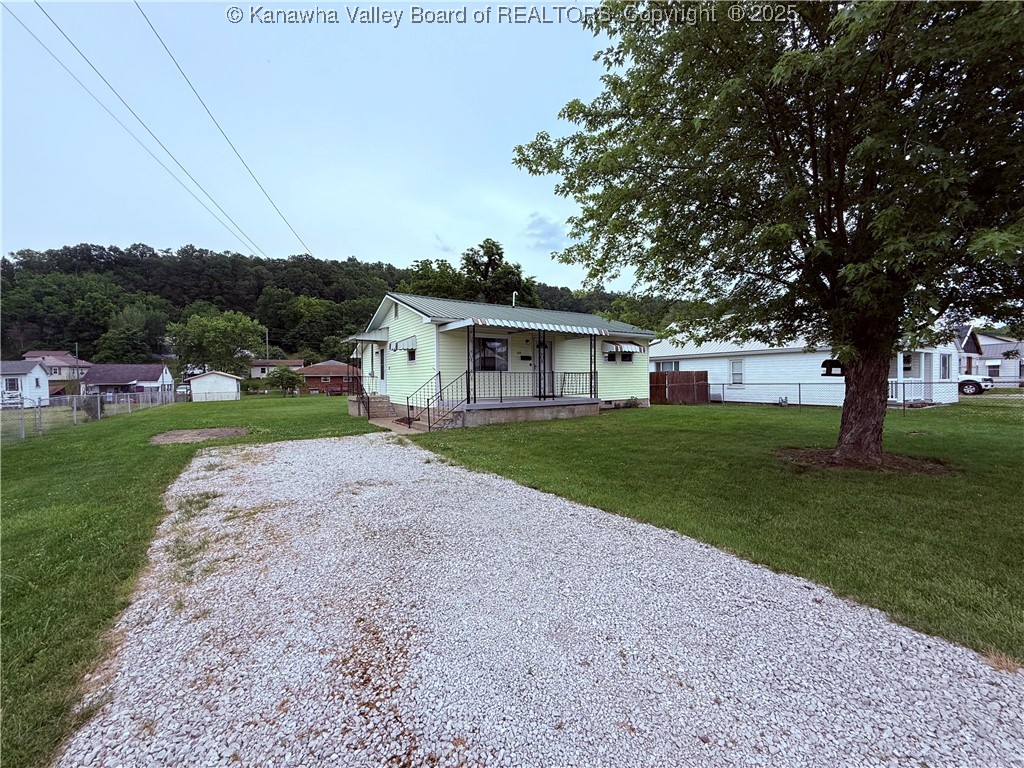 230 2nd Avenue Ripley, WV 25271 - Photo 3 of 18 Gallery Image 3