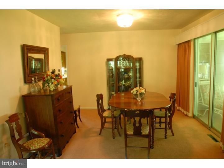 30 Farm Road Trenton, NJ 08638 - Photo 8 of 21 Dining Room