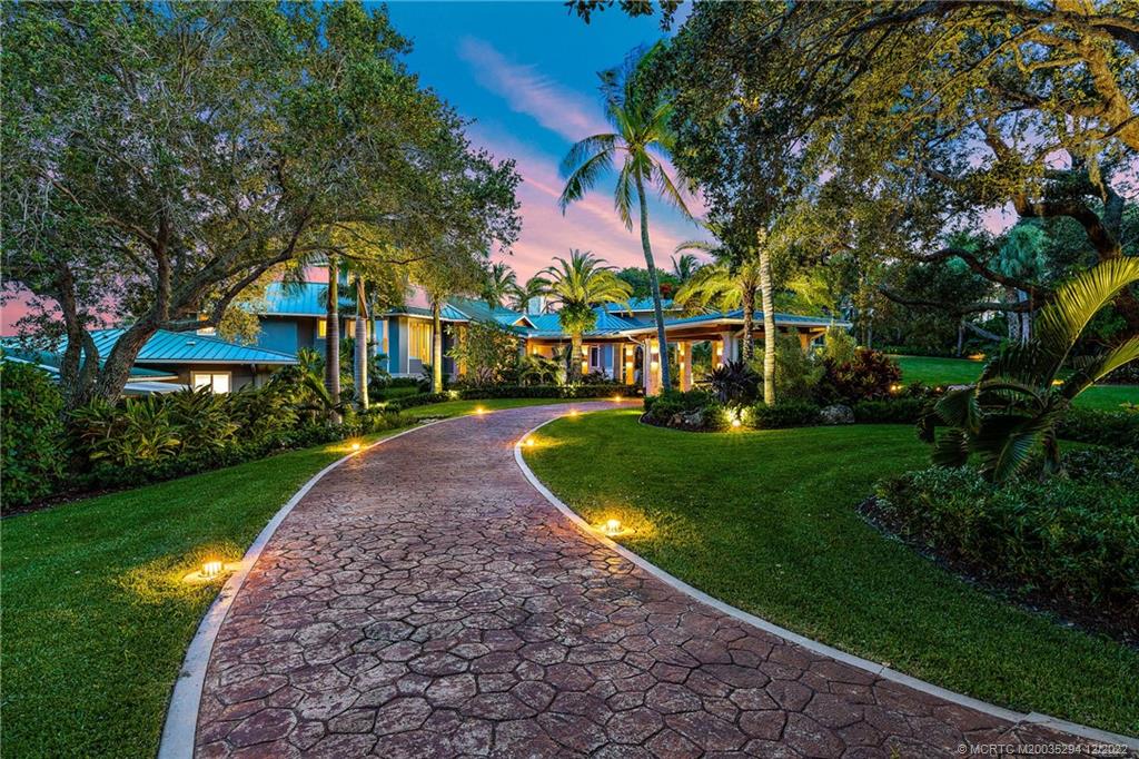 27 Northeast Lofting Way Stuart, FL 34996 - Photo 4 of 55 Gallery Image 4