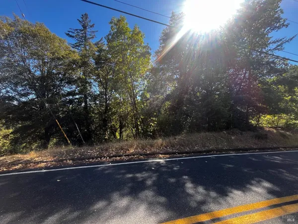 $6,000 | 3271 Primrose Drive, Willits, CA 95490