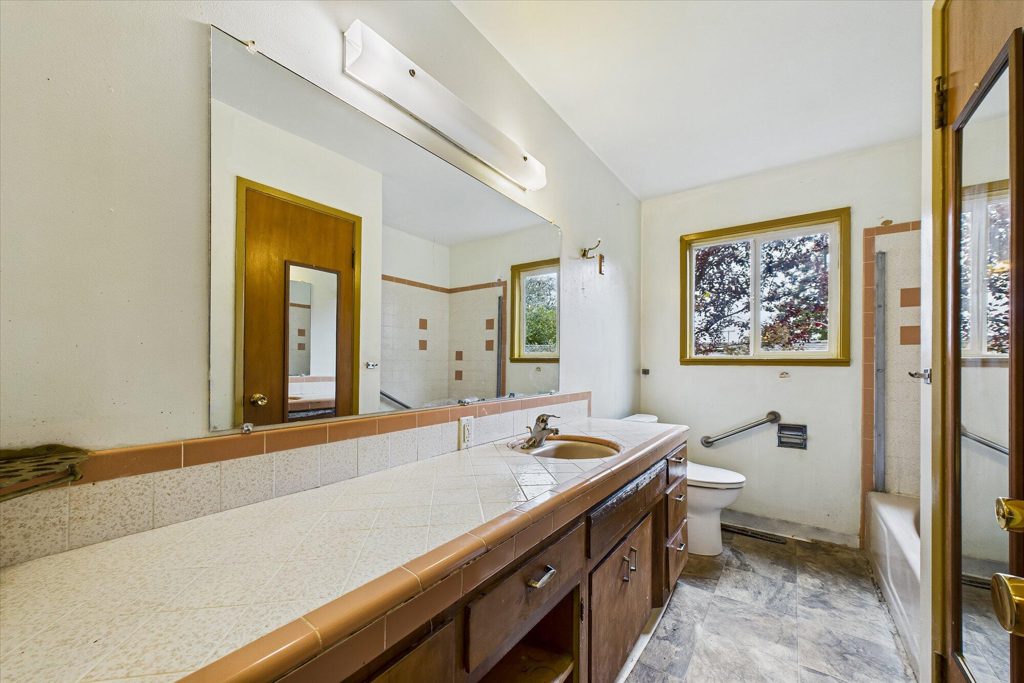 1776 Golf Course Road Bayside, CA 95524 - Photo 22 of 50