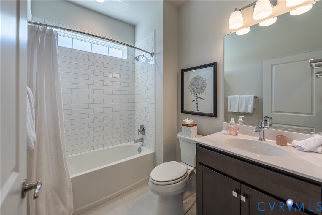 5001 Stavely Road Chester, VA 23831 - Photo 16 of 31 Gallery Image 16