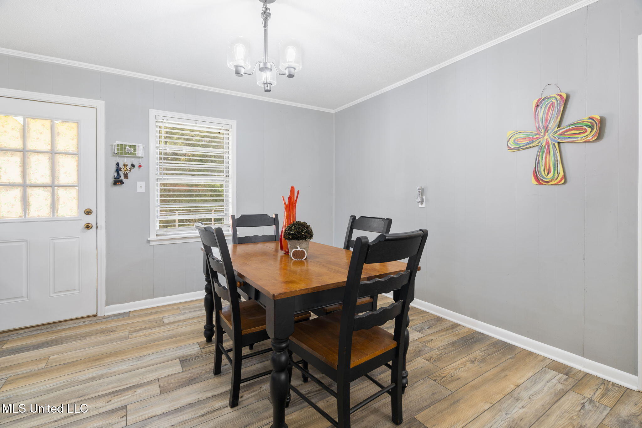 5011 Sycamore Road Coldwater, MS 38618 - Photo 15 of 31 Dining open to kitchen!