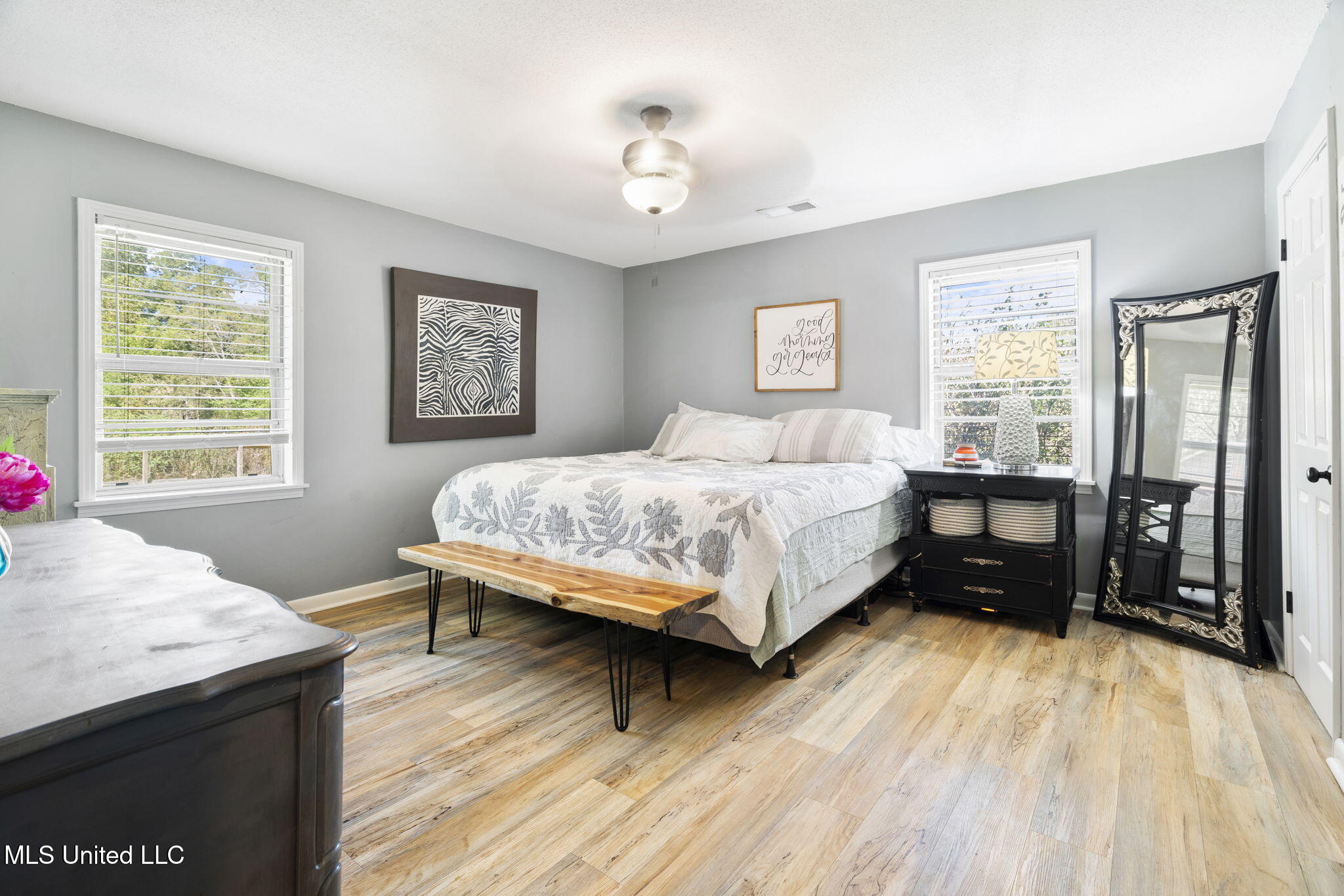 5011 Sycamore Road Coldwater, MS 38618 - Photo 16 of 31 Primary bedroom!