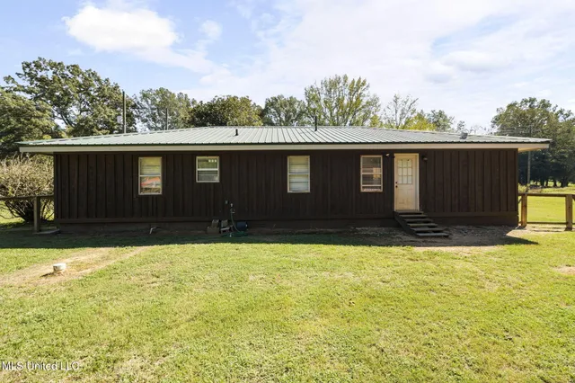$227,000 | 5011 Sycamore Road, Coldwater, MS 38618