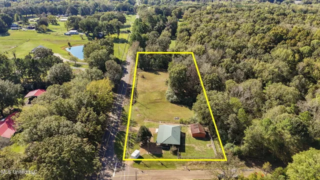 $227,000 | 5011 Sycamore Road, Coldwater, MS 38618