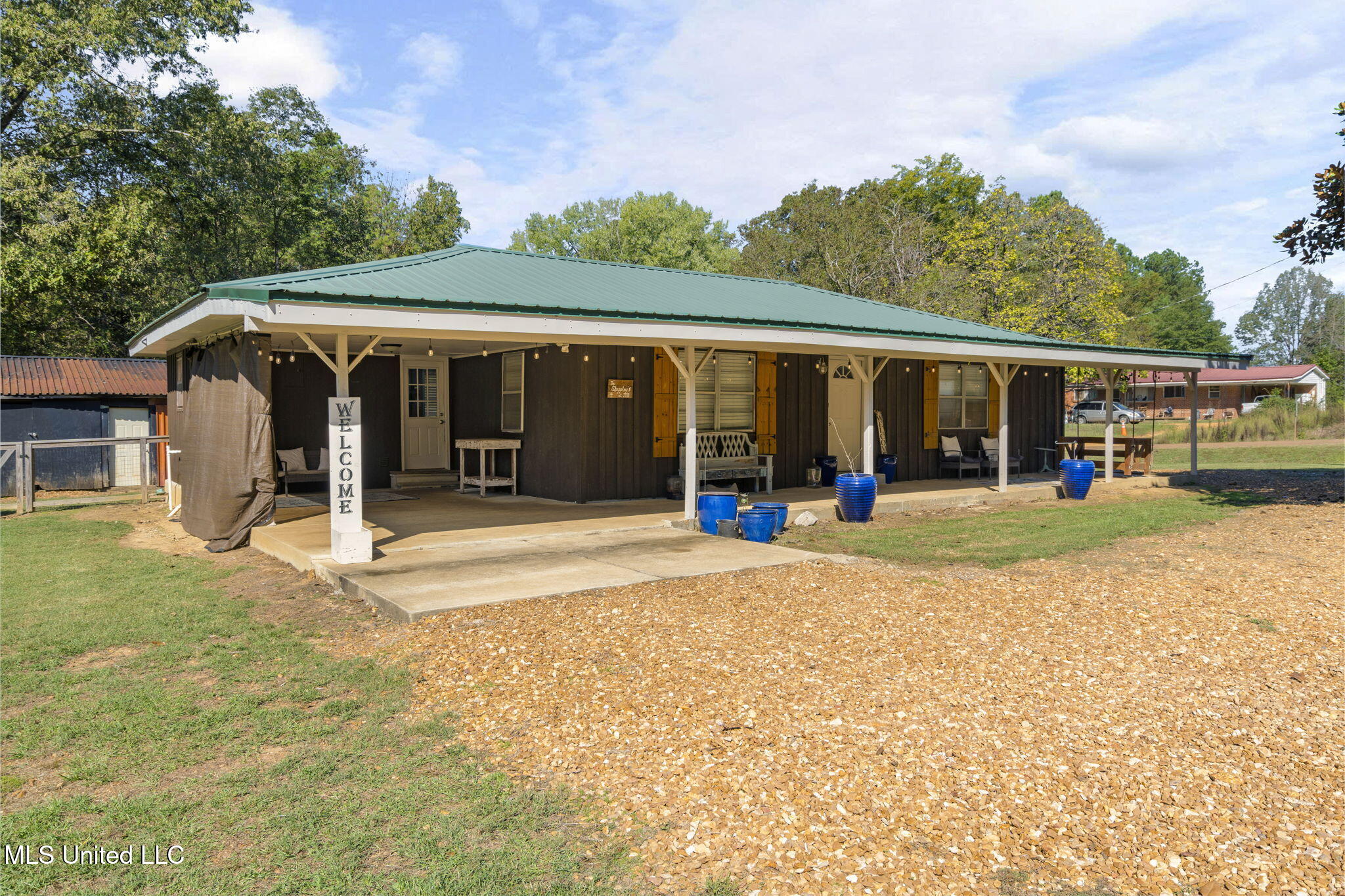 5011 Sycamore Road Coldwater, MS 38618 - Photo 3 of 31 Front View!