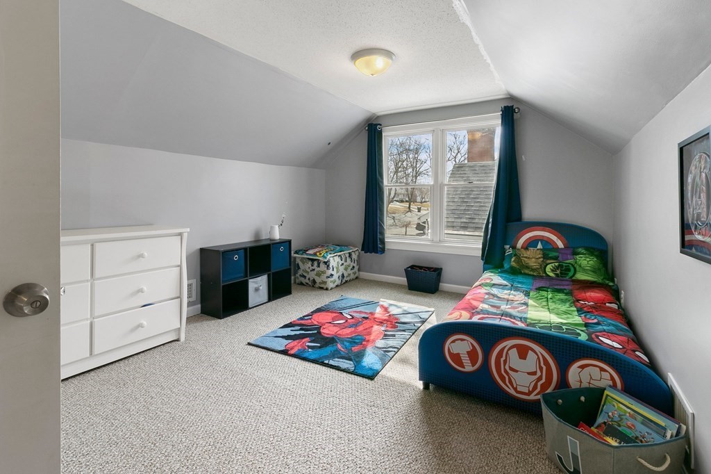 190 West Allen Ridge Road Springfield, MA 01118 - Photo 29 of 39 a bedroom with a bed and a window