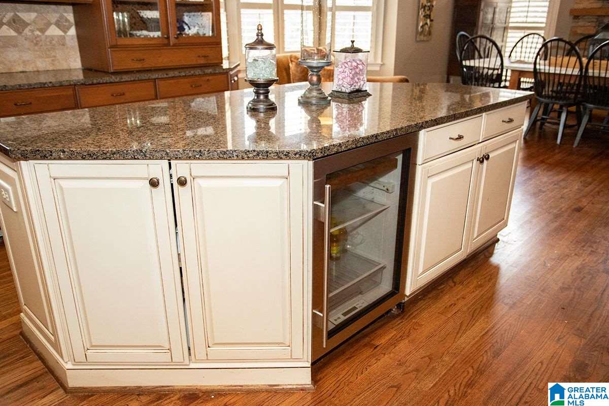 217 Stoneykirk Way Pelham, AL 35124 - Photo 13 of 42