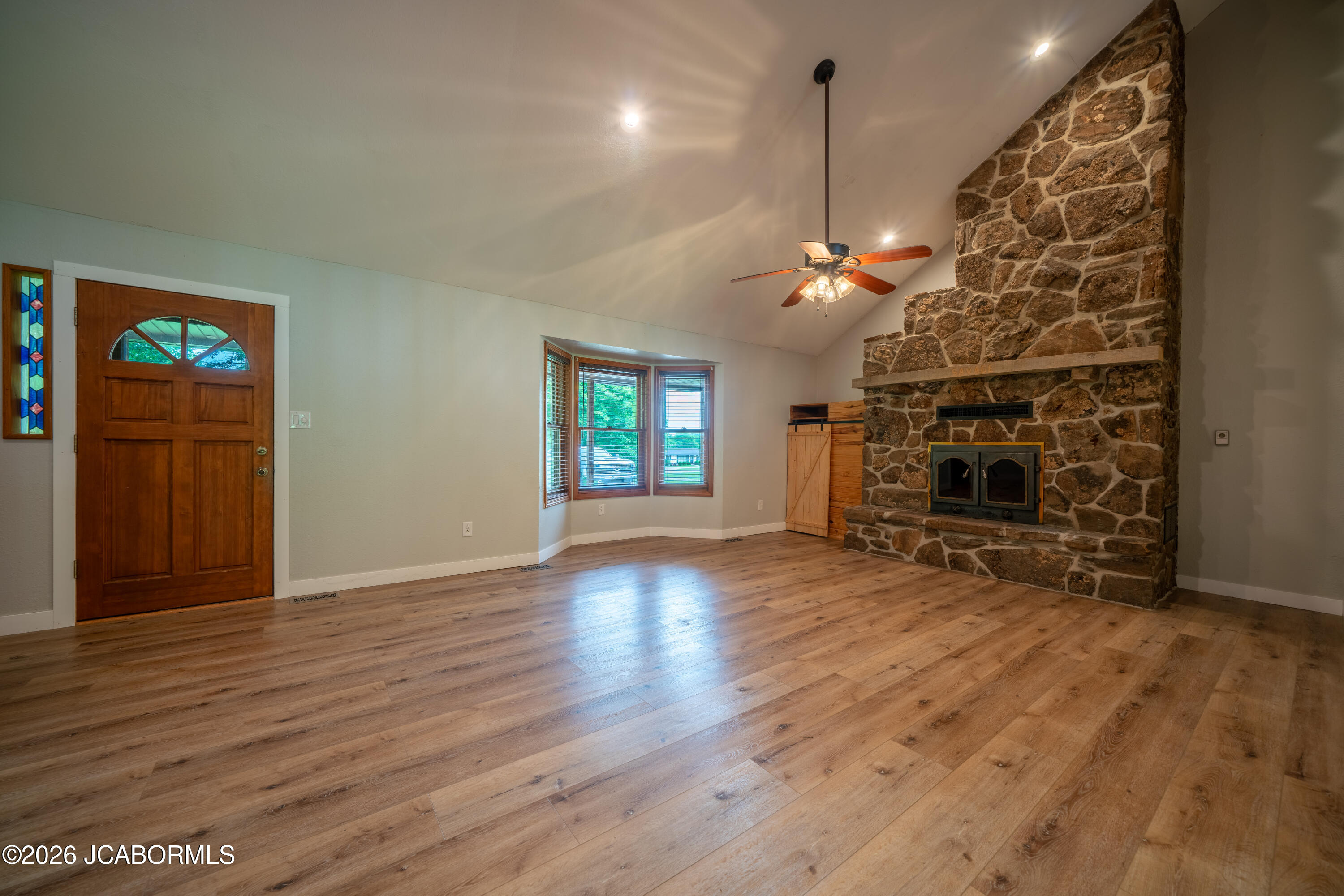 2214 Rte M Jefferson City, MO 65101 - Photo 5 of 70