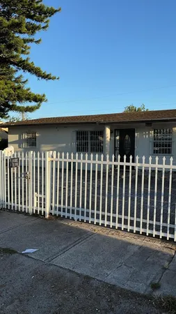 $2,400 | 2540 Northwest 141st Street, Opa-Locka, FL 33054