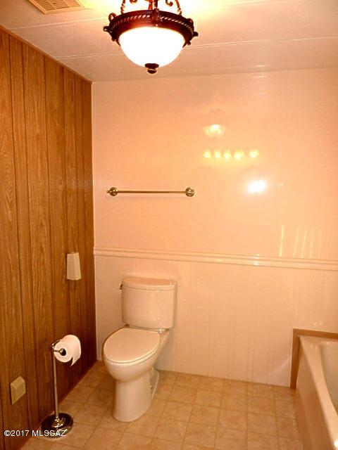 6156 West Rafter Cir Street Tucson, AZ 85713 - Photo 19 of 31 Gallery Image 19