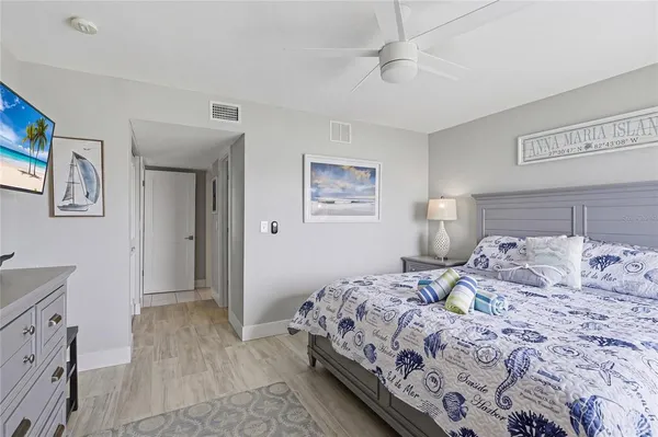$695,000 | 1801 Gulf Drive North, Unit 142, Bradenton Beach, FL 34217