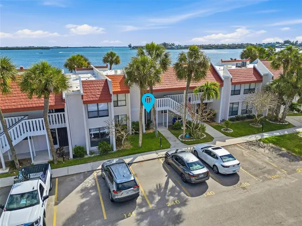$695,000 | 1801 Gulf Drive North, Unit 142, Bradenton Beach, FL 34217