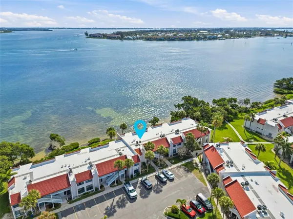 $695,000 | 1801 Gulf Drive North, Unit 142, Bradenton Beach, FL 34217