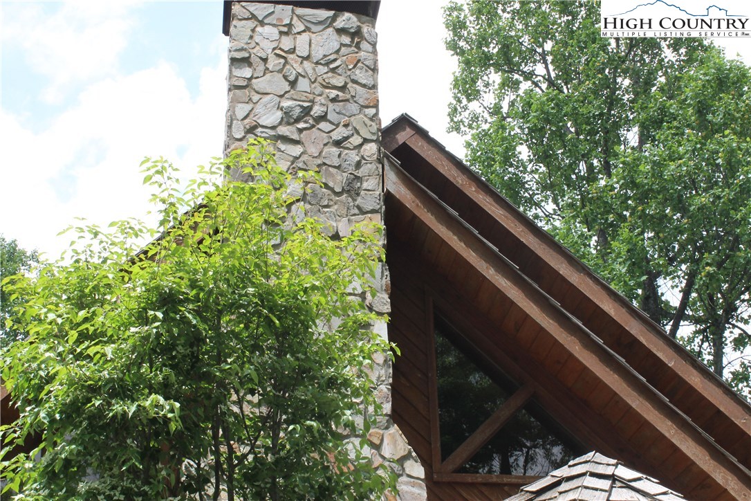 501 Nettles Ridge Road Banner Elk, NC 28604 - Photo 4 of 34 Gallery Image 4