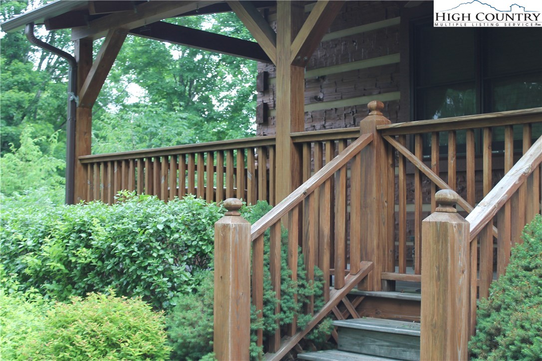 501 Nettles Ridge Road Banner Elk, NC 28604 - Photo 5 of 34 Gallery Image 5