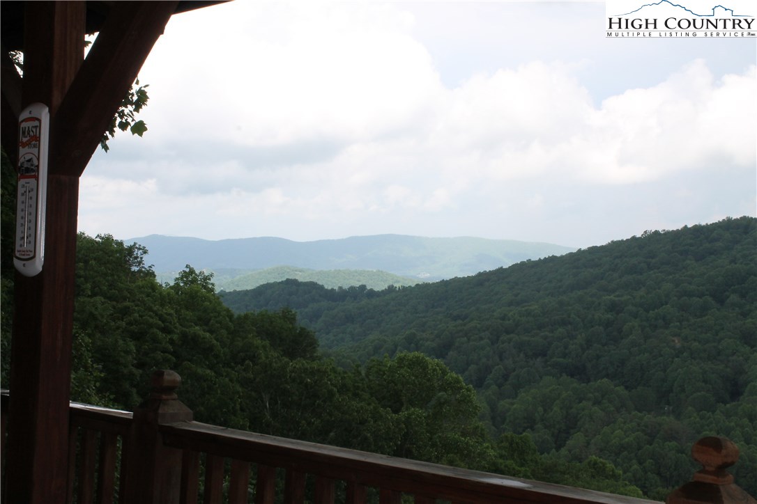501 Nettles Ridge Road Banner Elk, NC 28604 - Photo 7 of 34 Gallery Image 7