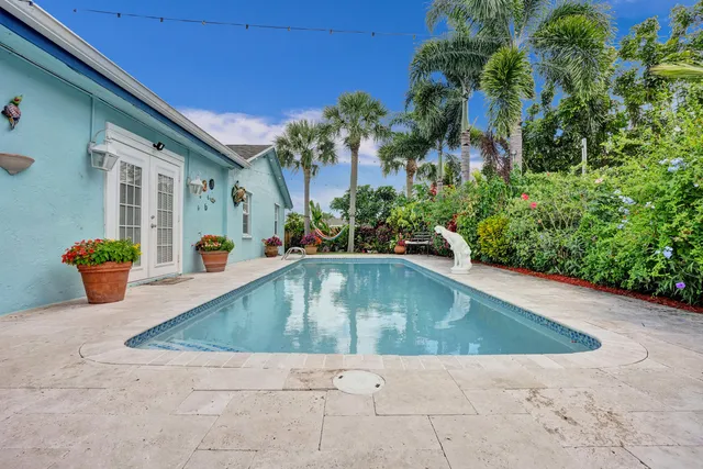 $545,000 | 10290 Carmen Lane, Royal Palm Beach, FL 33411