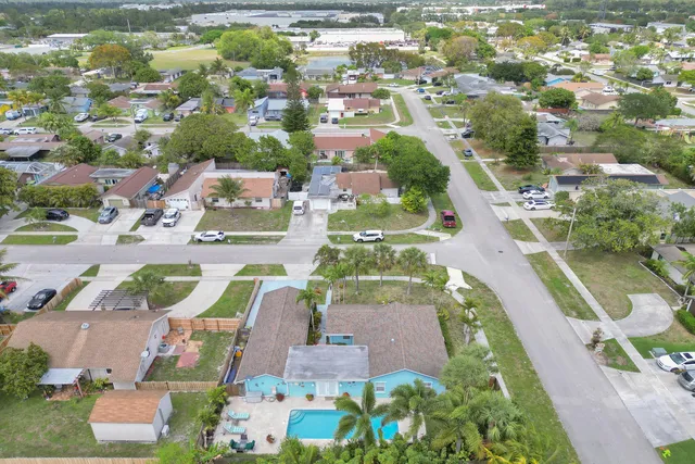 $545,000 | 10290 Carmen Lane, Royal Palm Beach, FL 33411