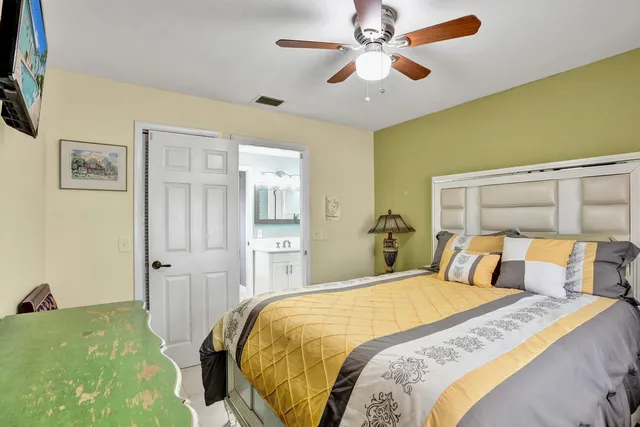 $545,000 | 10290 Carmen Lane, Royal Palm Beach, FL 33411