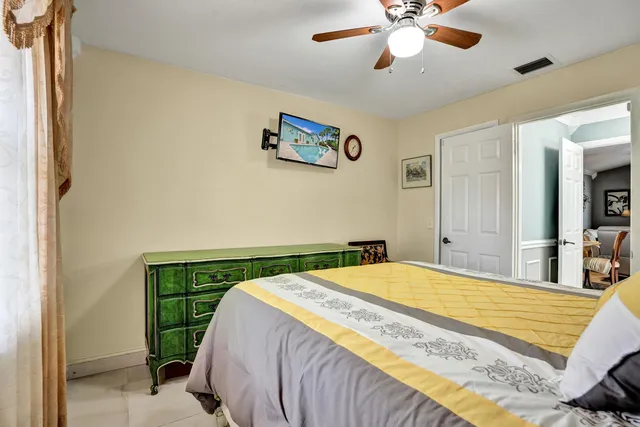 $545,000 | 10290 Carmen Lane, Royal Palm Beach, FL 33411