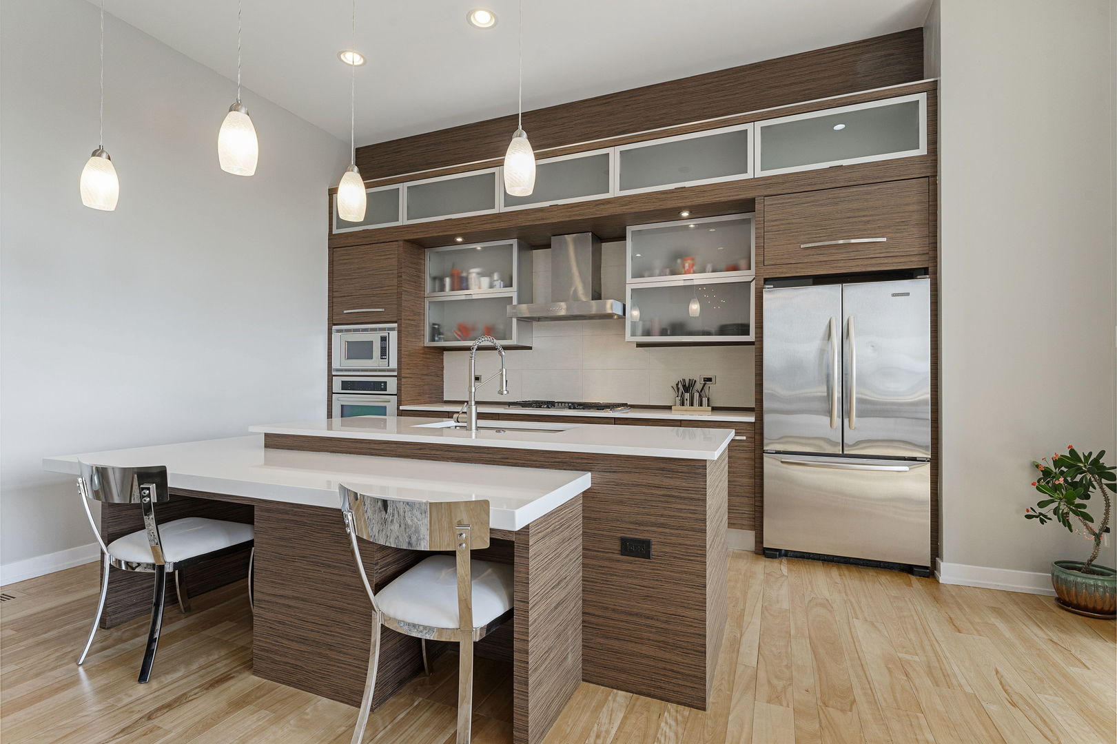2408 West Rice Street, Unit 403 Chicago, IL 60622 - Photo 5 of 29
