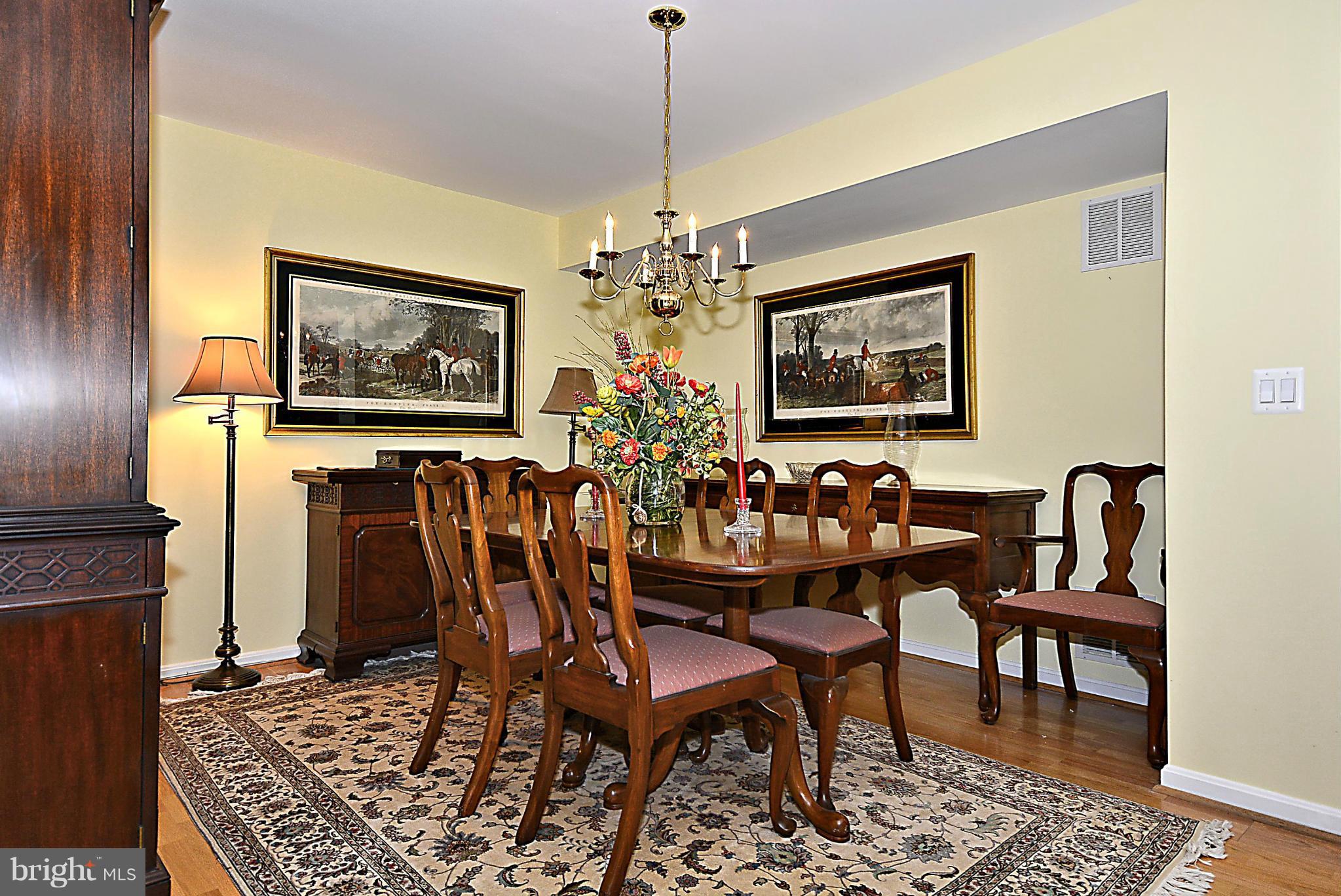12310 Rosslare Ridge Road, Unit 107 Lutherville-Timonium, MD 21093 - Photo 7 of 18 Dining Room