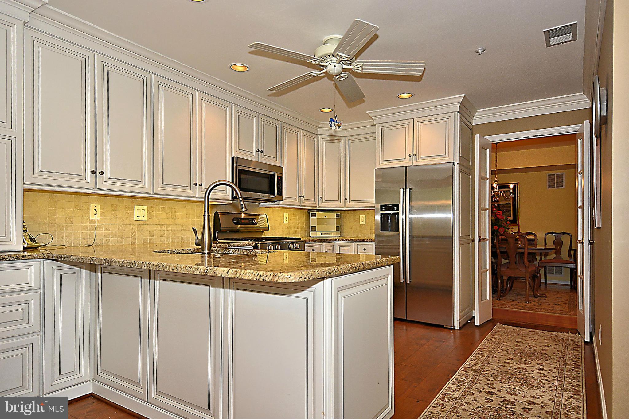 12310 Rosslare Ridge Road, Unit 107 Lutherville-Timonium, MD 21093 - Photo 9 of 18 Kitchen