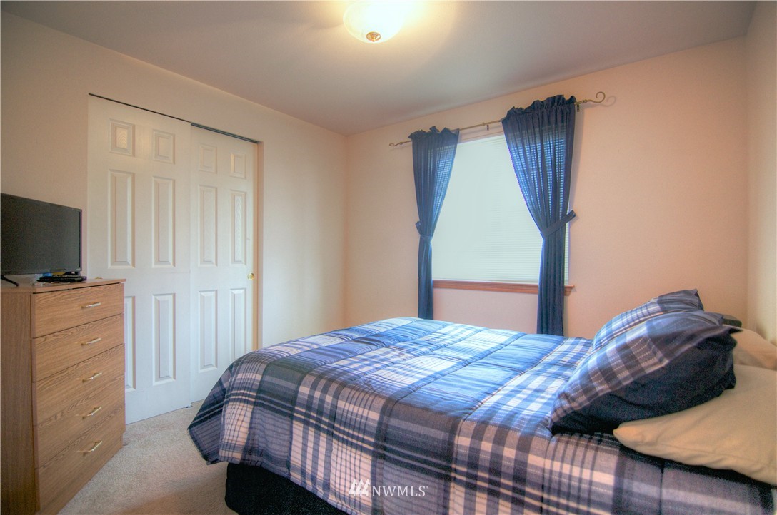 5041 188th Court Southwest Rochester, WA 98579 - Photo 15 of 25