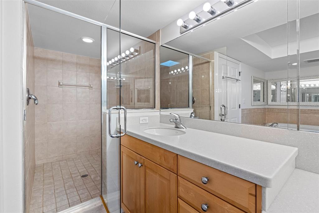 16326 Gulf Boulevard, Unit 510 Redington Beach, FL 33708 - Photo 15 of 40