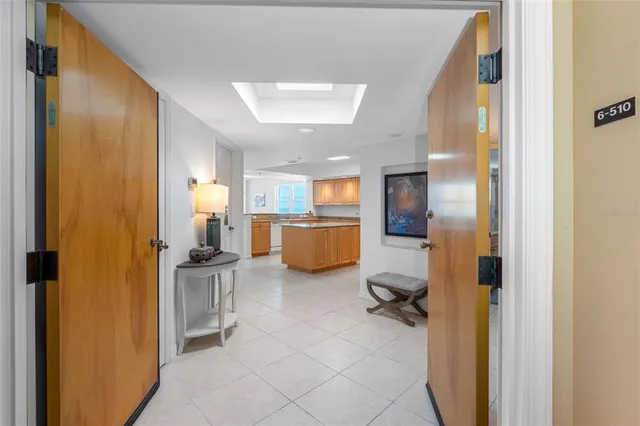 $1,750,000 | 16326 Gulf Boulevard, Unit 510, Redington Beach, FL 33708