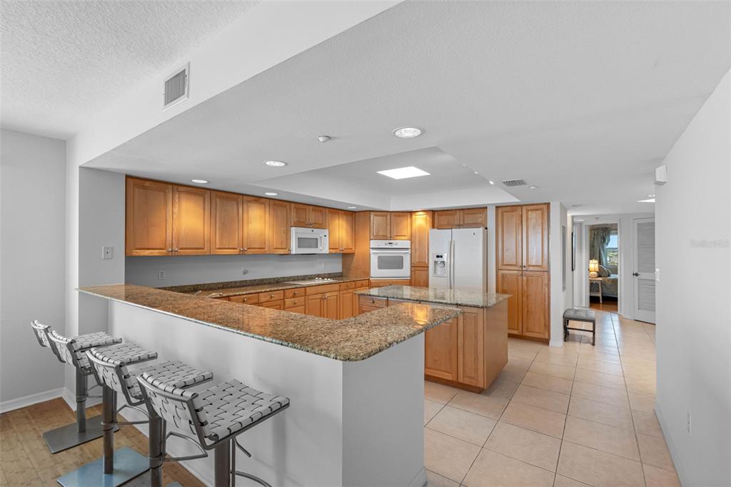 16326 Gulf Boulevard, Unit 510 Redington Beach, FL 33708 - Photo 8 of 40