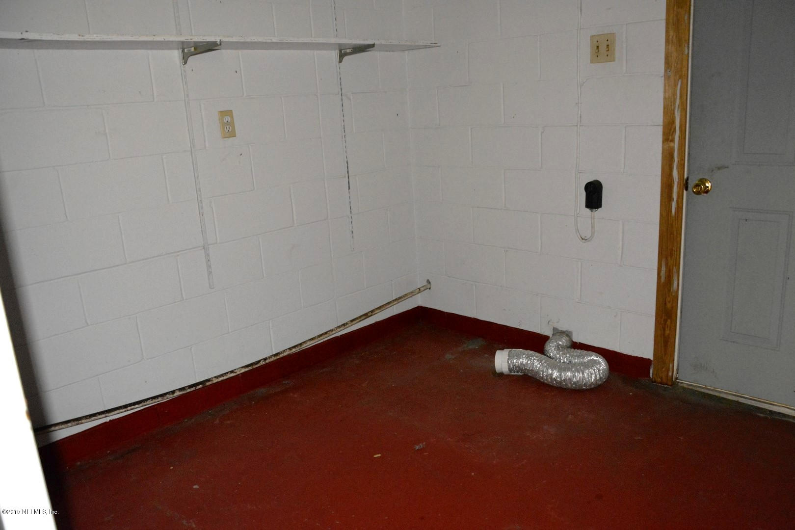 7996 State Rte 100 Keystone Heights, FL 32656 - Photo 12 of 13 12) Laundry Room