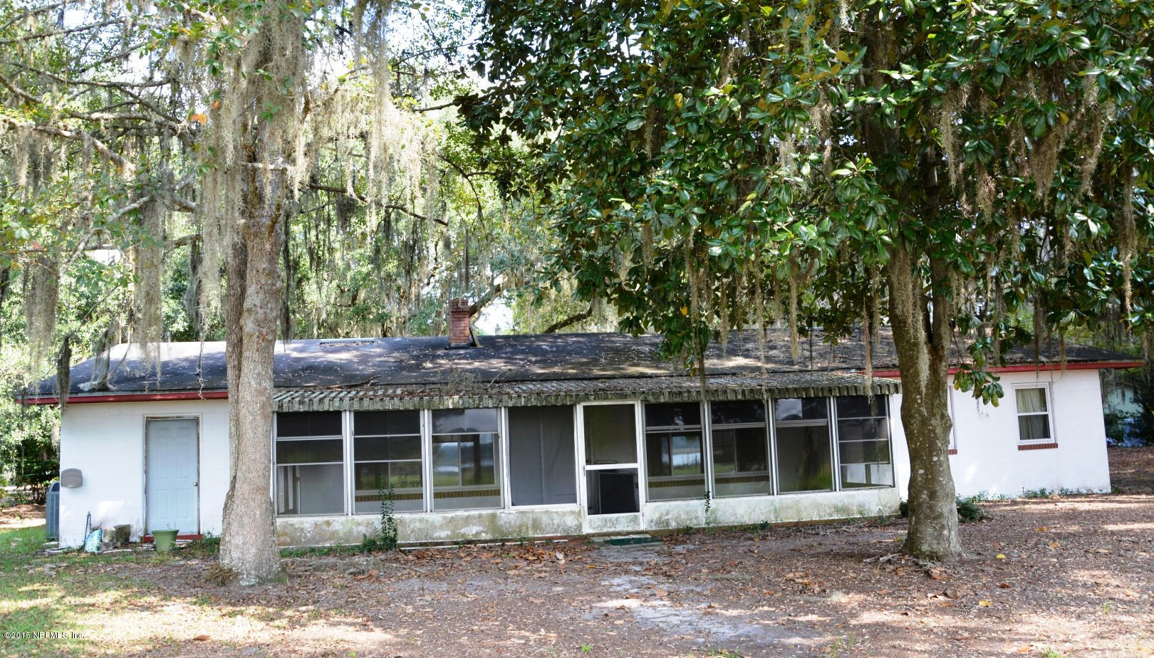 7996 State Rte 100 Keystone Heights, FL 32656 - Photo 2 of 13 02) Lakeside Porch