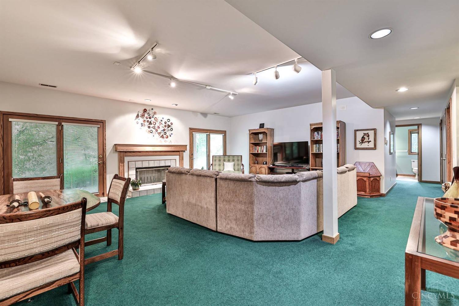 11330 Snider Road Cincinnati, OH 45249 - Photo 28 of 46 Gallery Image 28