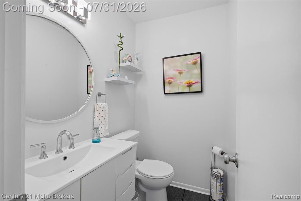 8381 Rattalee Lake Road Clarkston, MI 48348 - Photo 24 of 64 Gallery Image 24