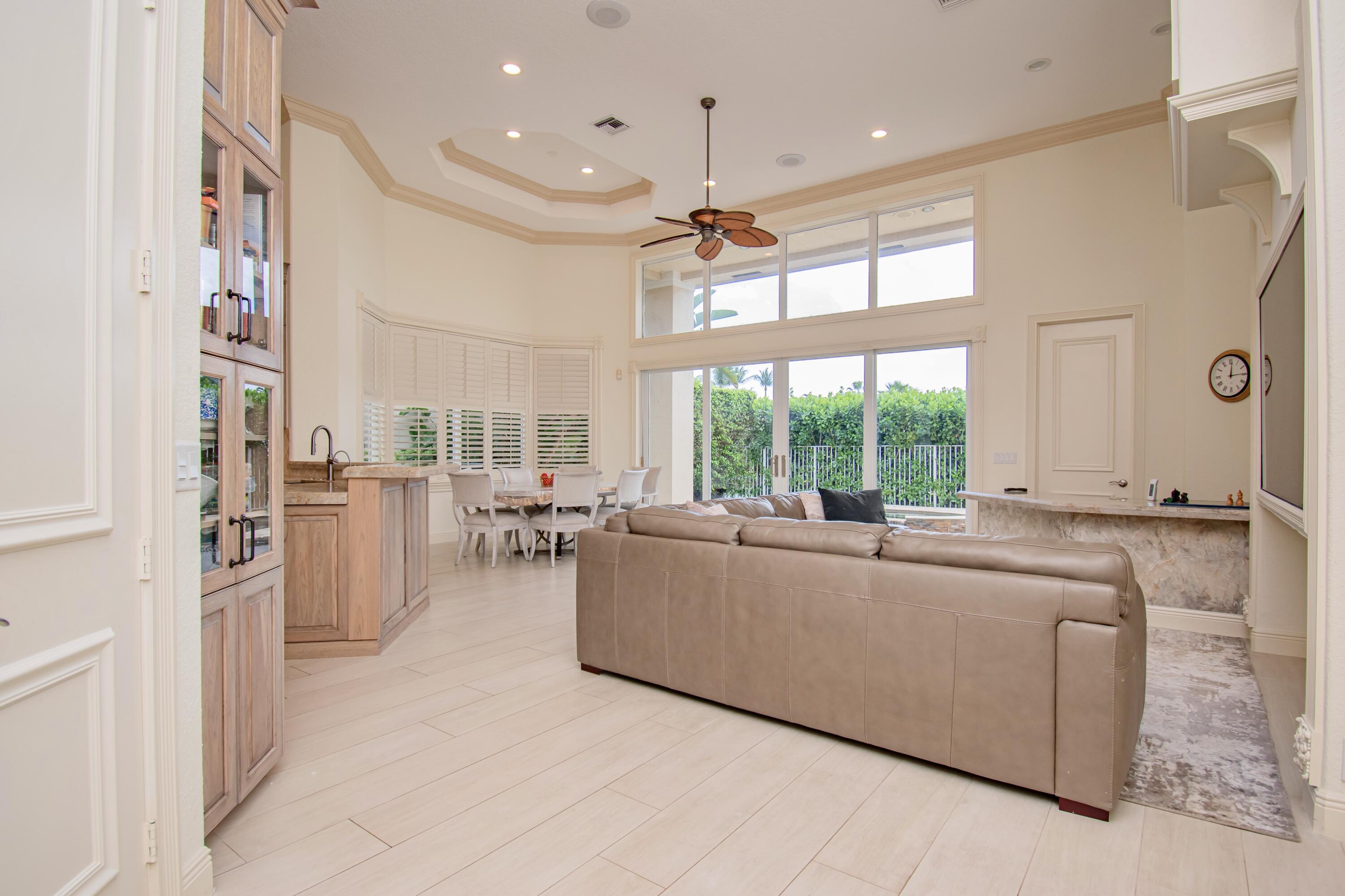 7090 Islegrove Place Boca Raton, FL 33433 - Photo 13 of 51 9EE098C8-3BD6-45C9-828C-3FCBCA4E150C